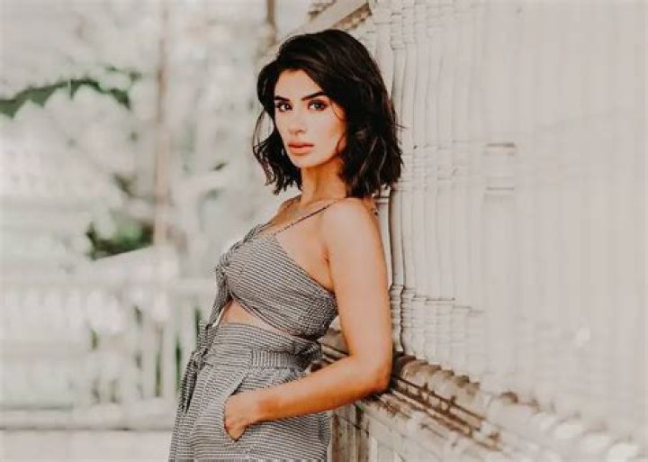 Doom Patrol Star Diane Guerrero Is an Advocate for Immigration Reforms