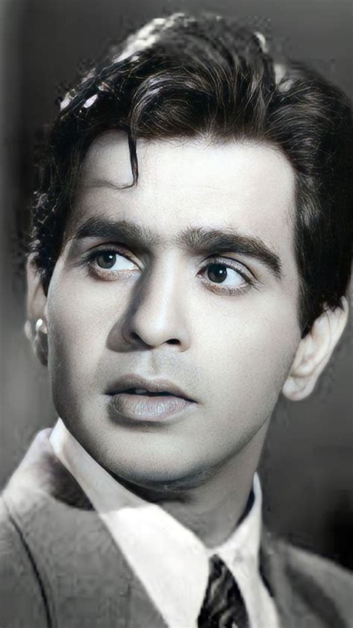 Dilip Kumar – Biography, Facts & Life Story