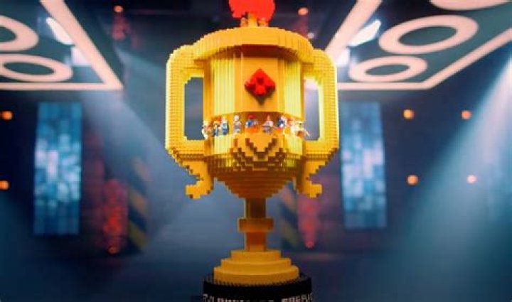 The Unlikeliest Actor Produces the Hit Series 'LEGO Masters'