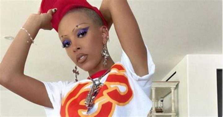 "It's Giving" Is the Name of Doja Cat's New Clothing Line, and Twitter Thinks She Stole It 