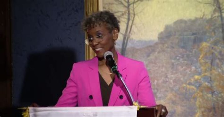 Dorothy Tucker CBS News, Bio, Wiki, Age, Family, Husband, Salary, and Net Worth