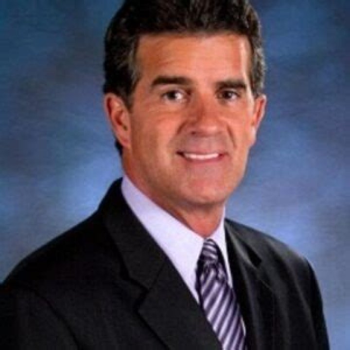 Doug Fernandez KOAT, Bio, Wiki, Age, Wife, Daughter, Salary, and Net Worth