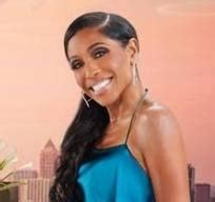 Dr. Jackie Walters wiki, bio, net worth, husband, and kids.