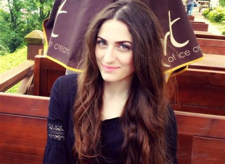 Elif Khan – Biography, Facts & Life Story