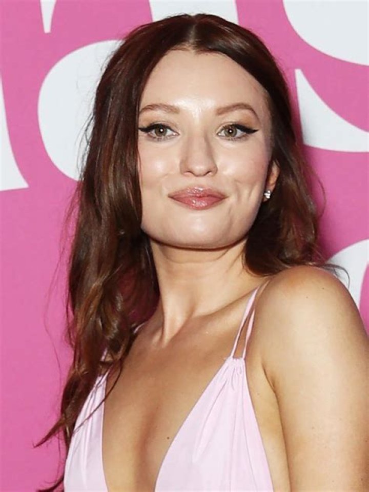 Emily Browning – Biography, Facts & Life Story