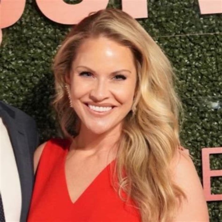 Erin Hartigan Fox Sports, Bio, Wiki, Age, Height, Husband, Salary, and Net Worth