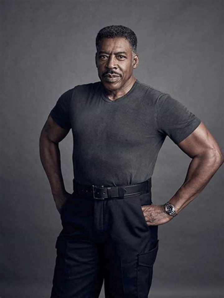 Ernie Hudson Height