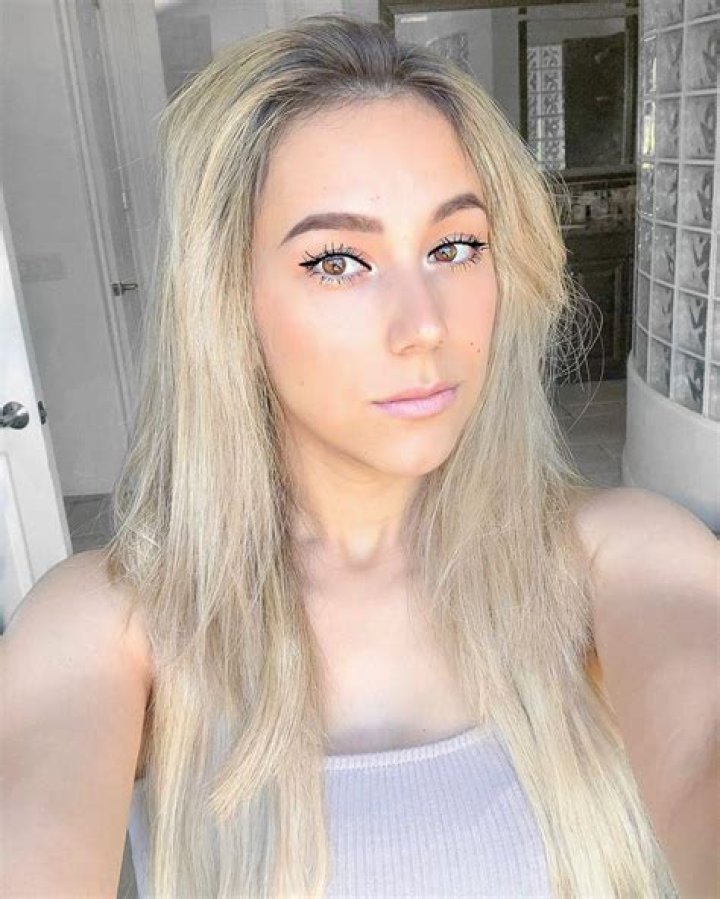 Esthalla Ortiz Net Worth 2024