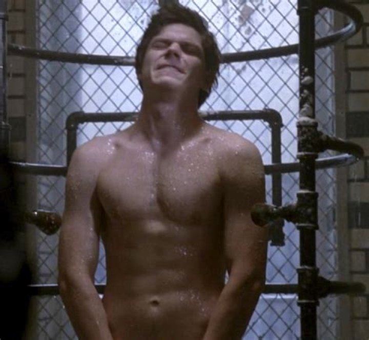 Is Evan Peters Gay? What Is His Height & Net Worth?