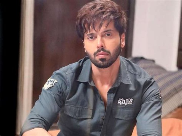 Fahad Mustafa – Biography, Facts & Life Story