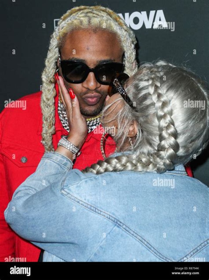 
YFN Lucci Net Worth – Warner Bros Contract and Earnings from Debut Album Selling
