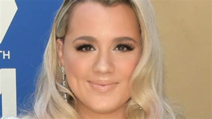 Gabby Barrett Net Worth – How Much is Barrett Worth?