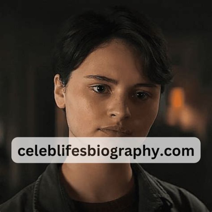 Gabrielle Echols- Who is Gabrielle Echols? Net Worth, Age, Height, Relationship, Career and Wiki!