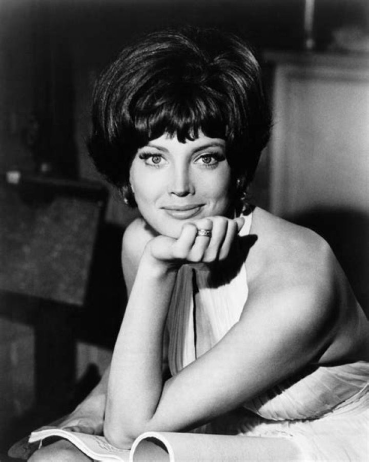 Gayle Hunnicutt Net Worth 2024