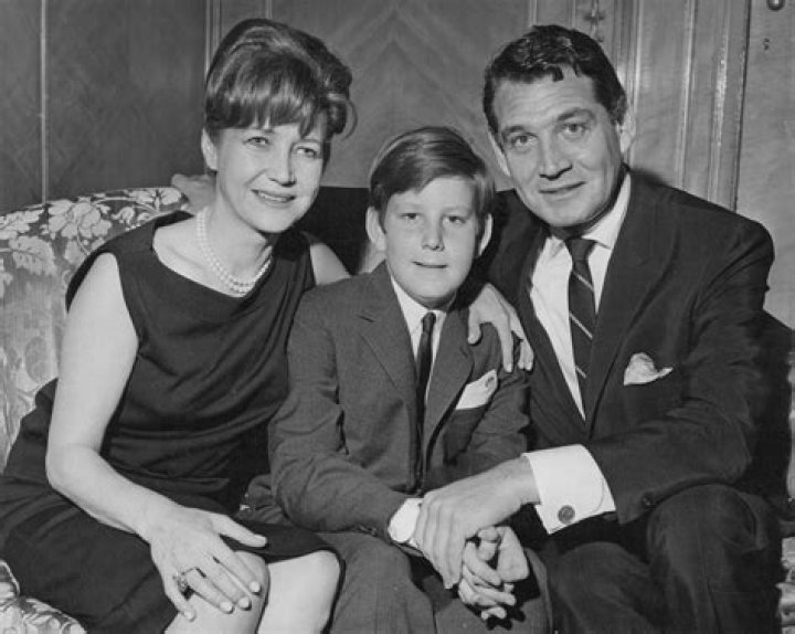 Gene Barry Net Worth – How Much is Gene Barry Worth?