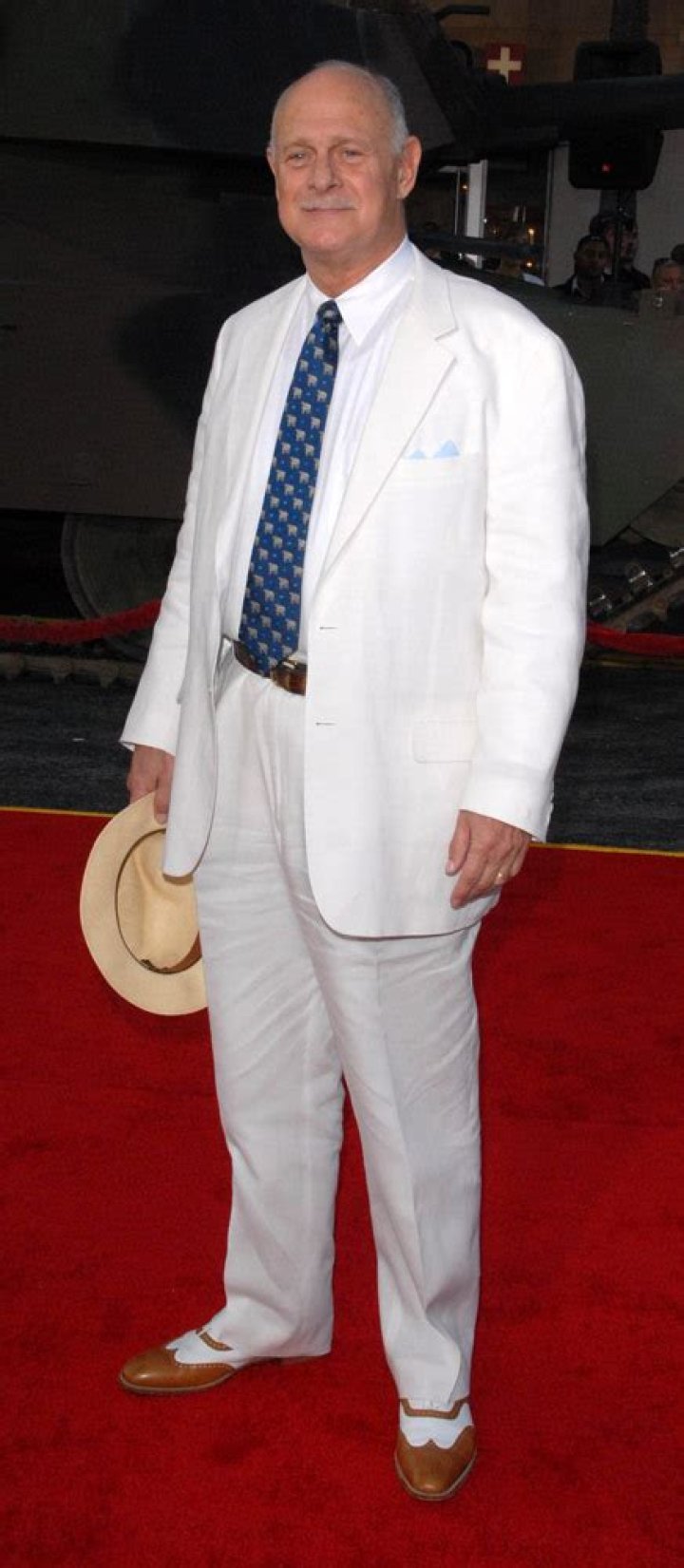 Gerald McRaney Height