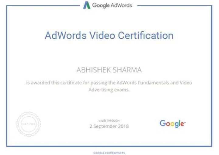 How can an advertiser calculate the view rate of a video campaign?