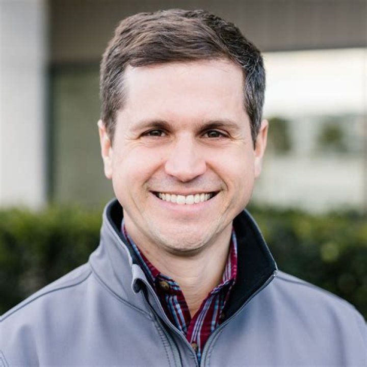 Graham Verchere Net Worth