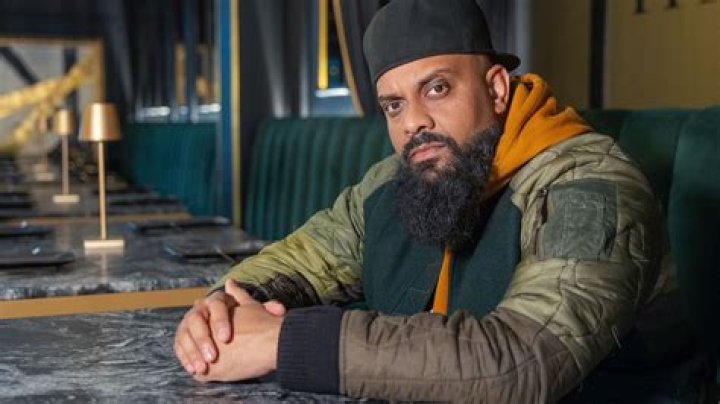 Guz Khan Biography, Facts & Life Story