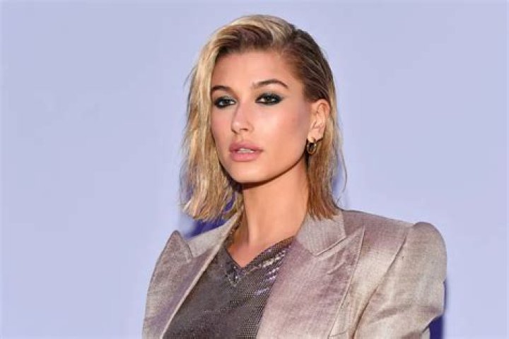 Hailey Bieber Net Worth – How Much is Bieber Worth?