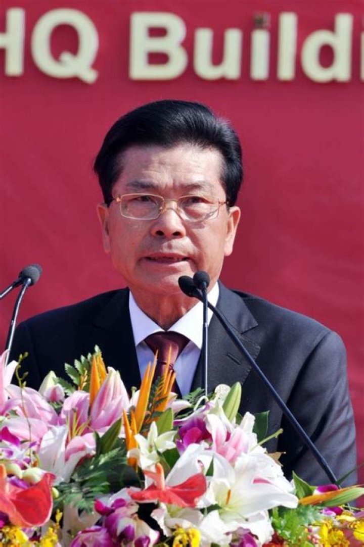 He Xiangjian Net Worth – How Much is Xiangjian Worth?