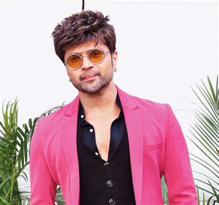 Himesh Reshammiya Net Worth