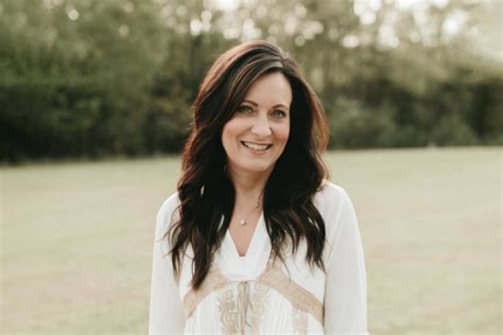 Hope TerKeurst Houser Net Worth