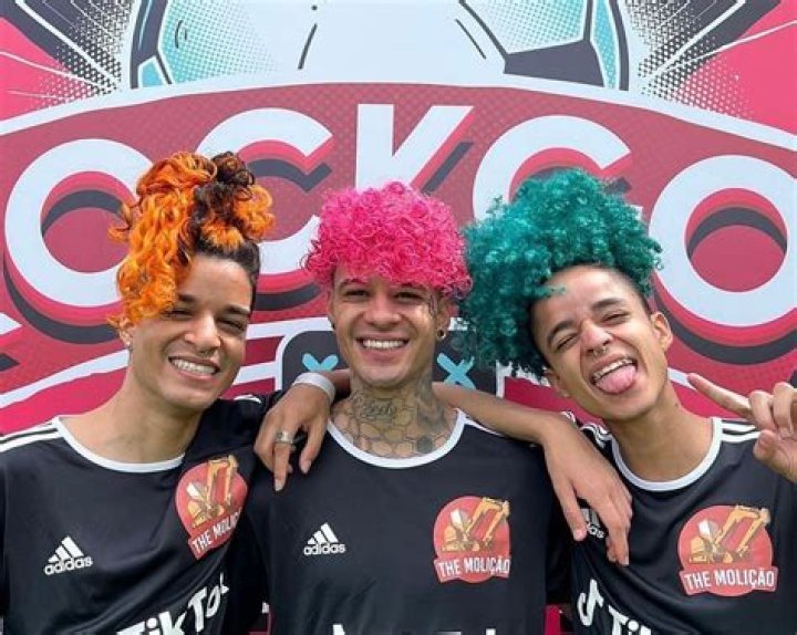 How does Jooj Natu change her hair? Age, Bio, Net Worth, Brothers, TikTok, Eng Reels.