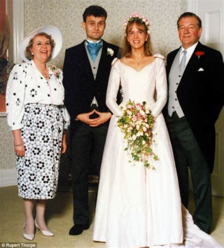 How Reel-Life Partners Hugh Dennis and Claire Skinner Became Real Life Partners