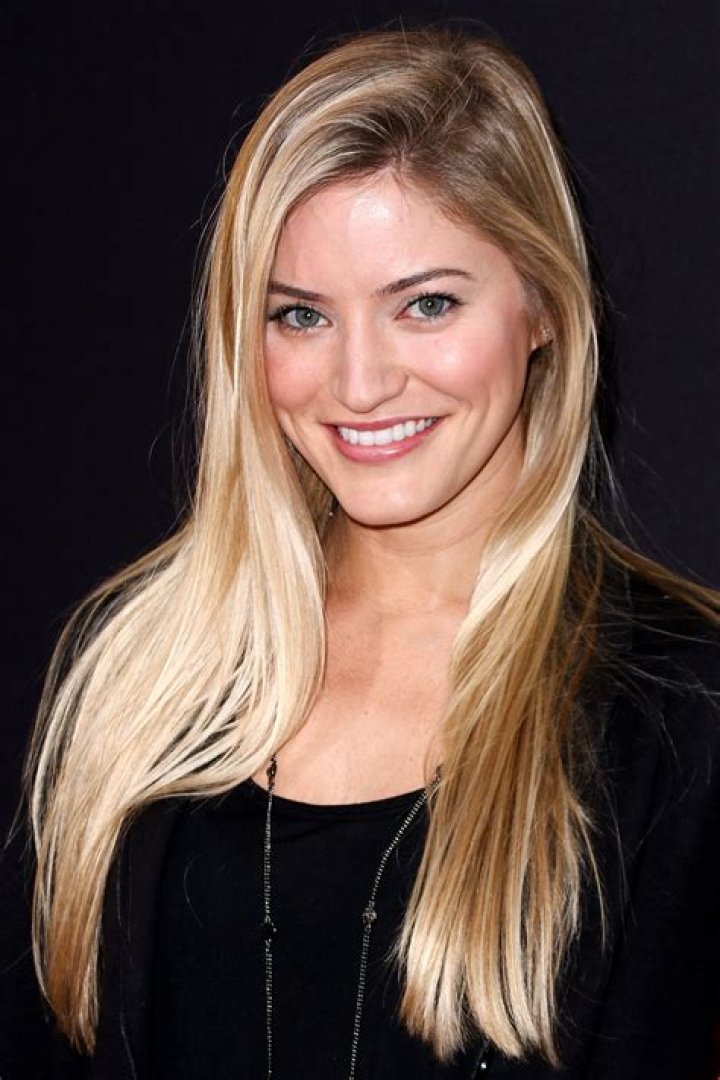 IJustine Youtube, Bio, Wiki, Age, Boyfriend, Sister, Book, and Net Worth