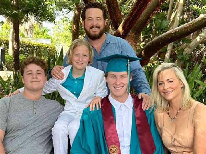 Is Joey Hauser Related To Sam Hauser As Brother? Family Tree