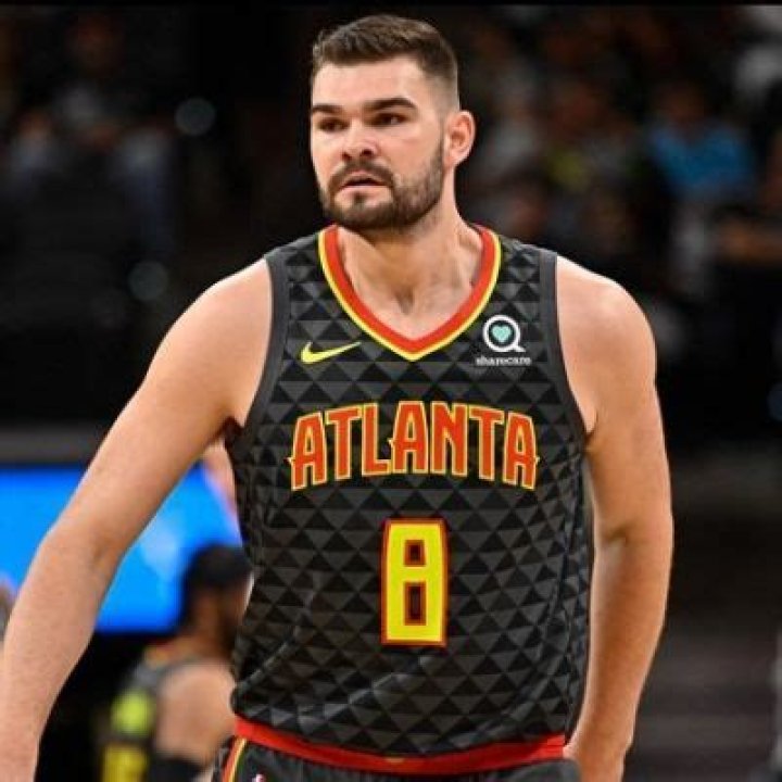 Isaac Humphries Net Worth