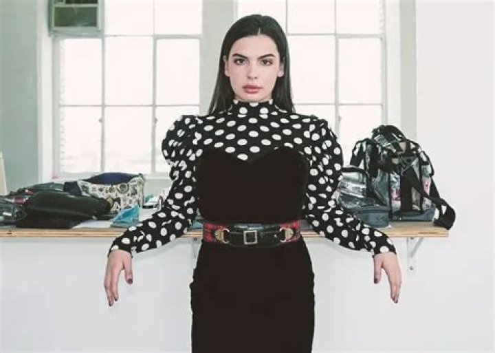 ‘One Day at a Time’ Star Isabella Gomez Says the Show Opened Her Eyes to Latinx Representation