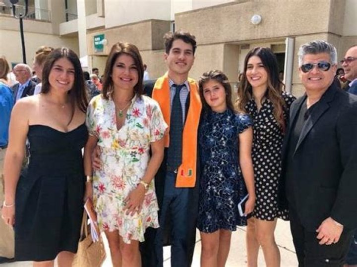 Jackie Nespral NBC6, Bio, Wiki, Age, husband, Daughter, Salary, and Net Worth