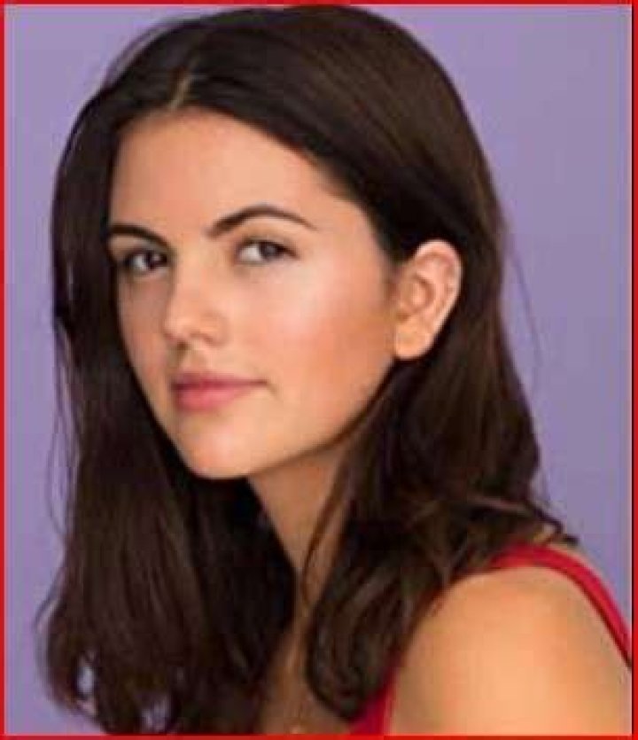 Jacqi Vene-American actress| Net Worth, Age, Height, Boyfriend, Ethnicity and Wiki!