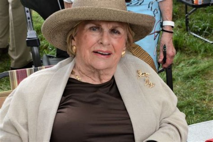 Jacqueline Mars Net Worth-$42 Billion