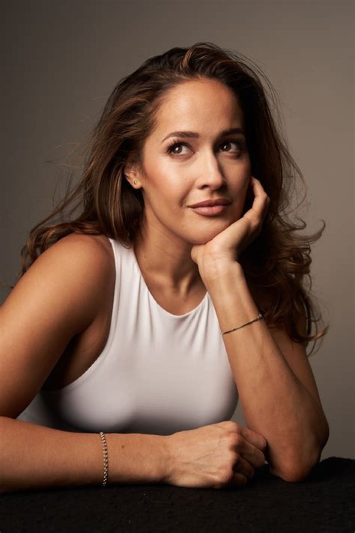 Jaina Lee Ortiz Bio, Wiki, Age, Husband, Station 19, Rosewood, and Net Worth