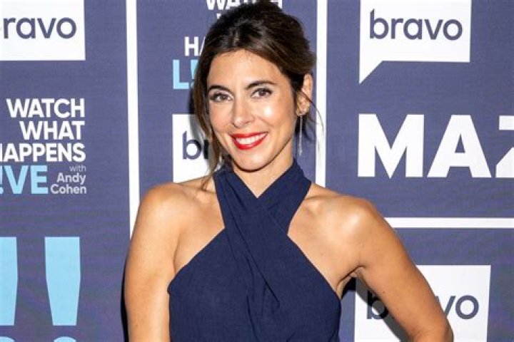 Jamie Lynn Sigler Movies, Bio, Wiki, Age, Husband, Sopranos, and Net Worth