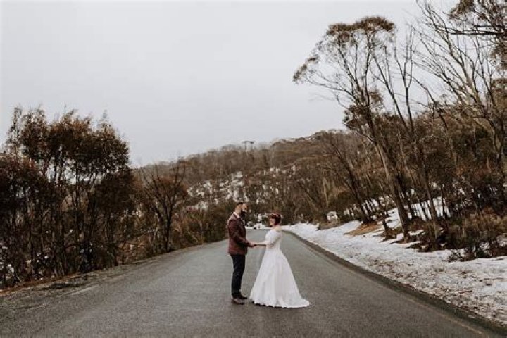 
The Lukas Family: How D. Wayne Lukas’ Grandchildren are Keeping the Family Close?
