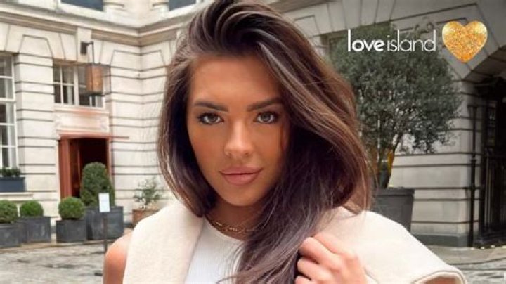 Jemma Lucy Net Worth – How Much Is Jemma Lucy Worth?