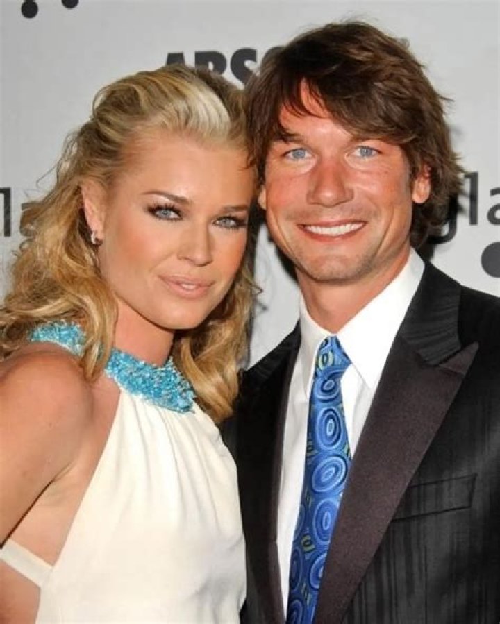 Inside Jerry O’Connell’s 14 Years of Married Life with Wife Rebecca Romijn