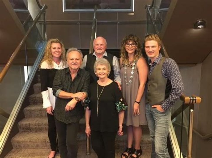 Jimmy Fortune Going Strong With Wife & Seven Children After Two Failed Marriages