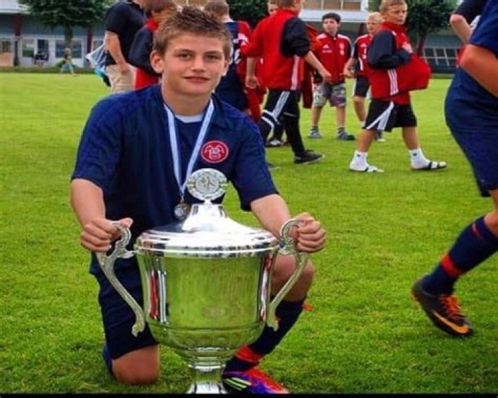 Joakim Mæhle Net Worth