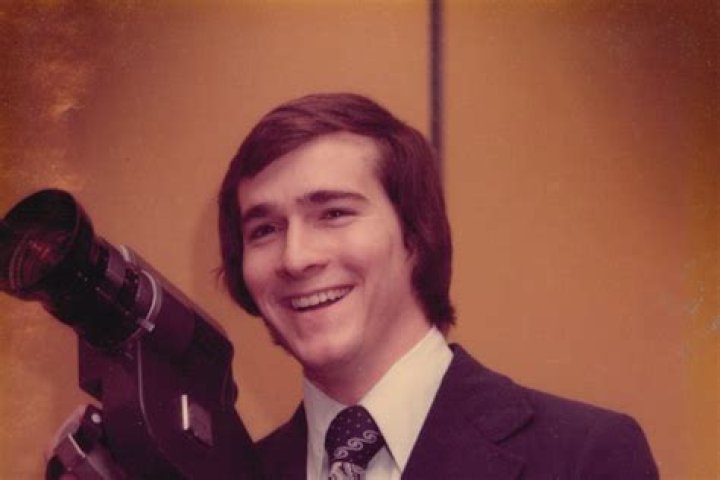 John Knicely WOWT, Bio, Wiki, Age, Height, Family, Wife, Education, Salary, And Net Worth