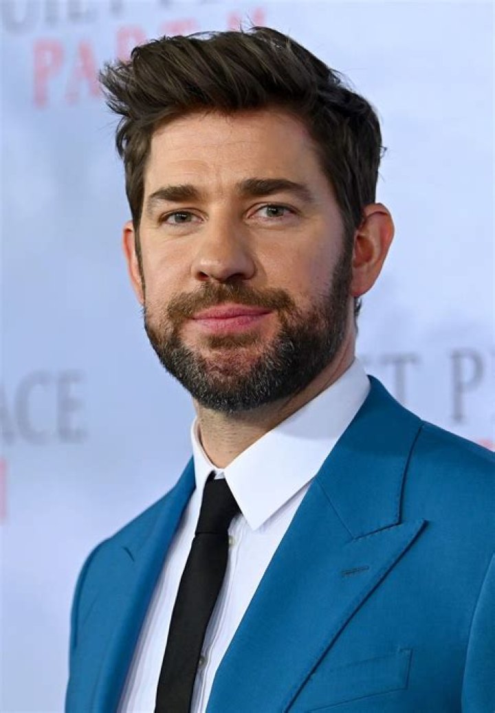John Krasinski-Bio, Family, Career, Net Worth & more
