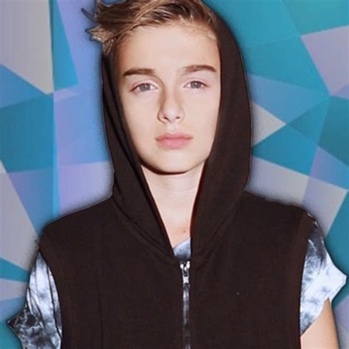 Johnny Orlando Height