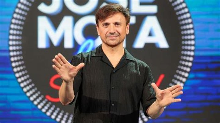 José Mota Bally Sports West, Bio, Wiki, Age, Height, Family, Wife, Baseball, Salary, And Net Worth