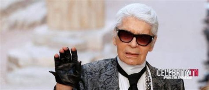Karl Lagerfeld le grand créateur et le directeur artistique de la maison Chanel est décédé