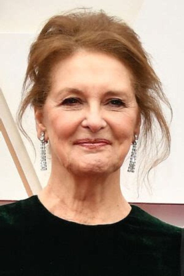 
Meet All Of Jonathan Pryce’s Children and Know What They Are Doing
