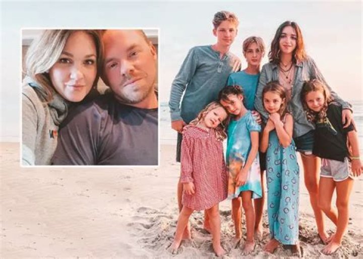 Is Mia and Emma's Mom Katie Stauffer Married after Divorce with first husband Charles?